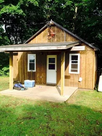 Gull Lake Cottages - Image 1