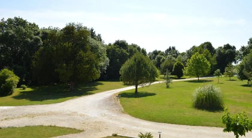 Le Logis Des Langrottes - Image 1