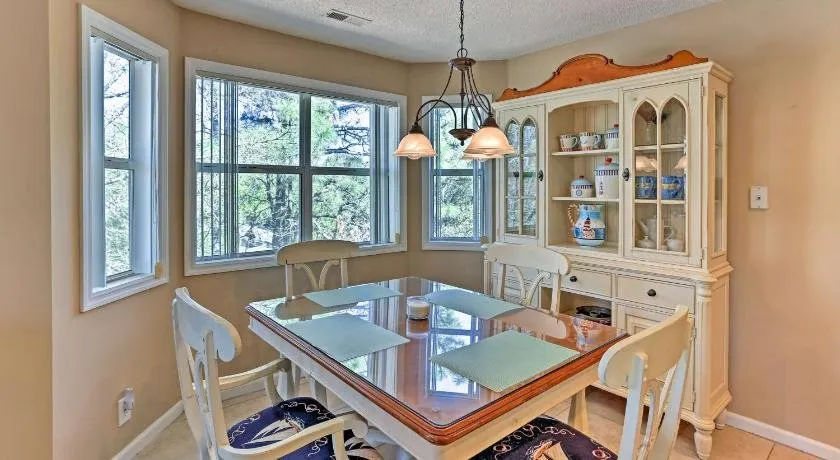 Private Deck & Pool Access: Southport Resort Condo - Image 1