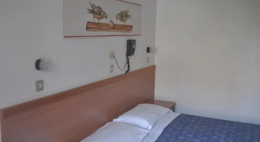 Hotel Villa Candia - Image 1