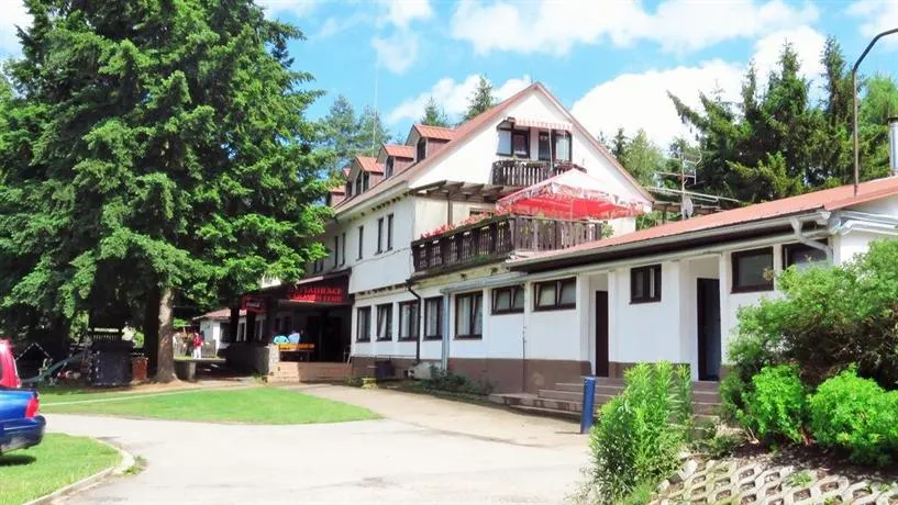 Juniorcamp Nová Živohošt - Image 1