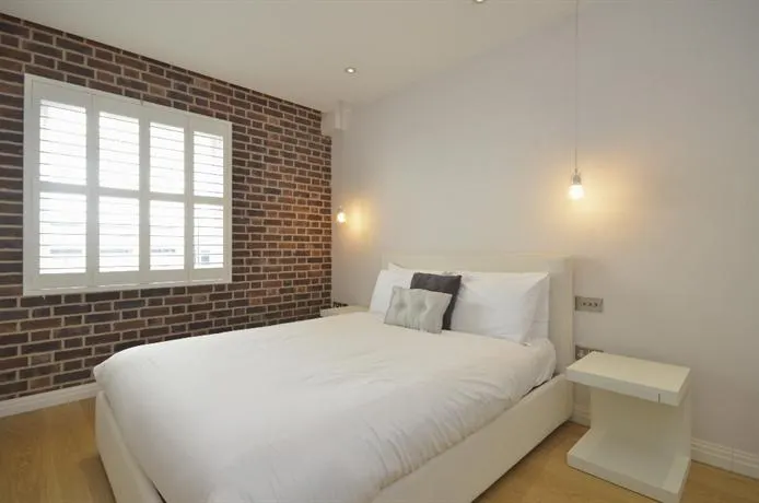 Uber Theatre Land Penthouse - Image 1
