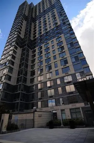 Waterfront High Rise Deluxe - Image 1