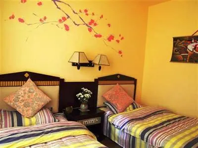 Dali Wonderland Inn - Image 1