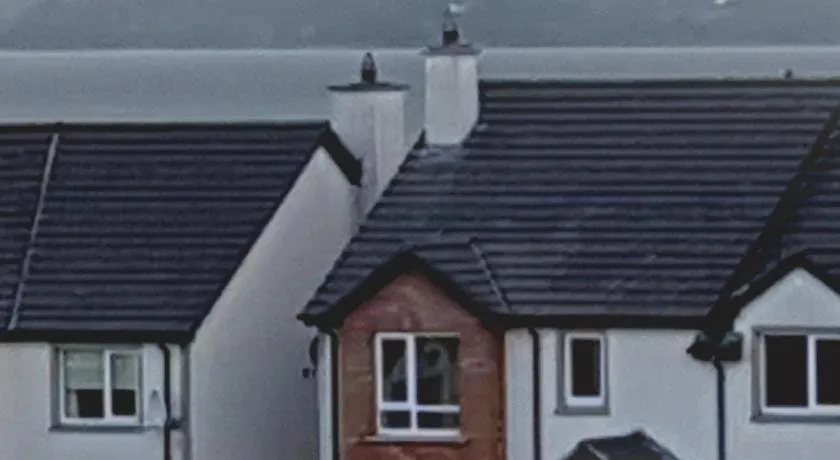 8 Cornmill Ave - Image 1