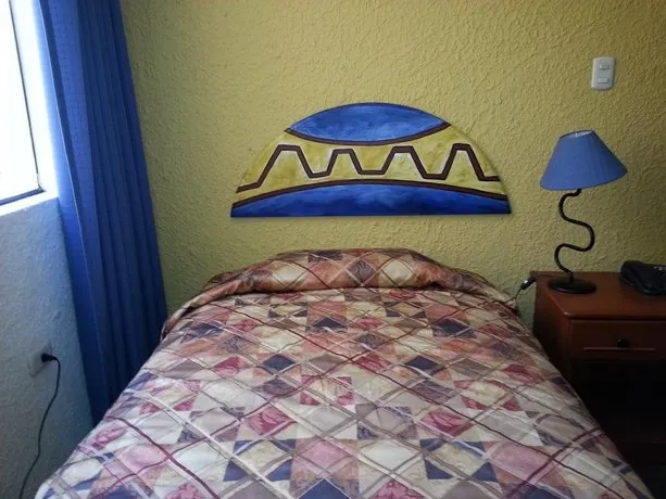 Tronco de Oro - Hospedaje en Yanahuara - Image 1