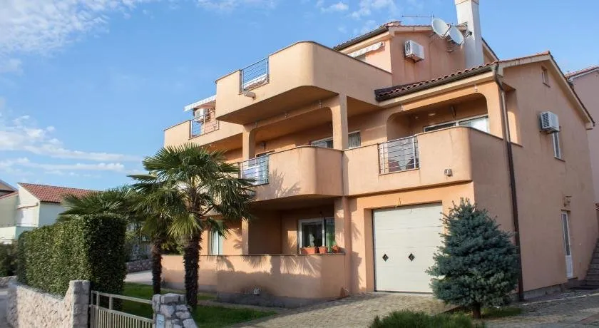 Malinska - Apartment Glavas - Image 1