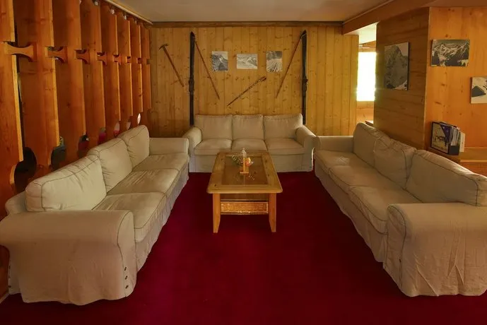 Hotel Chalet Des Champions - Image 1