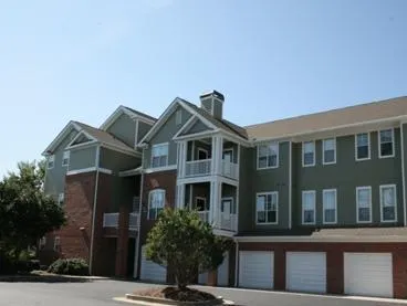 Marriott ExecuStay Apartments AMLI at McGinnis Ferry Suwanee - Image 1