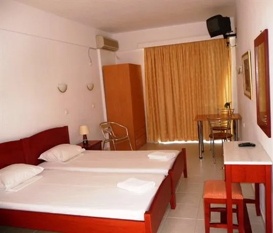 Hotel M - Image 1