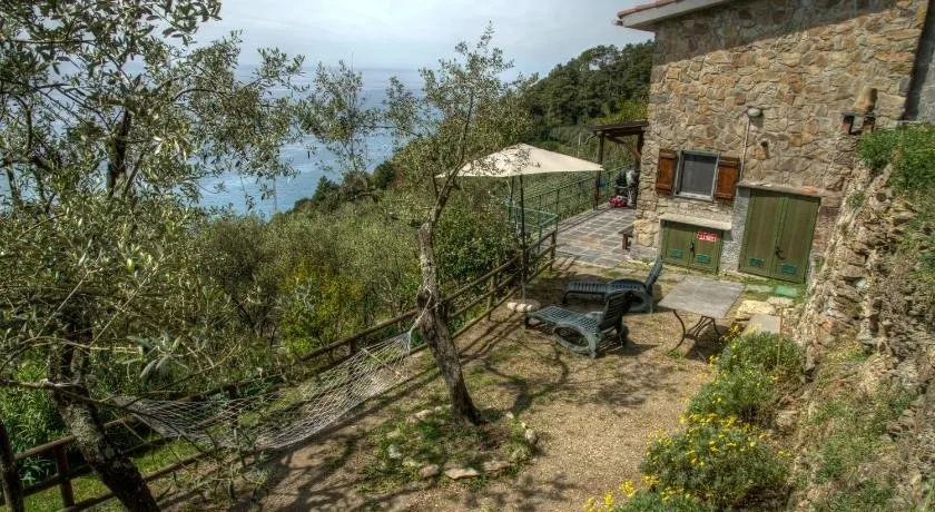 Il Sole di Valletonda Holiday House - Image 1