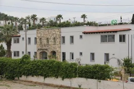 Hotel No 20 Marina - Adult Only - Image 1