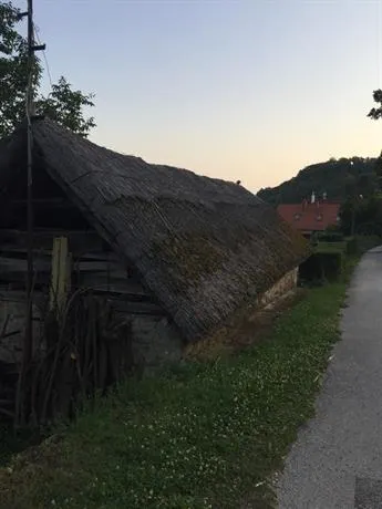 Rusztikus Nyaralóház - Image 1