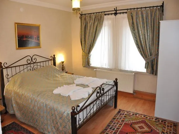 Blue Moon Cave Hotel - Image 1