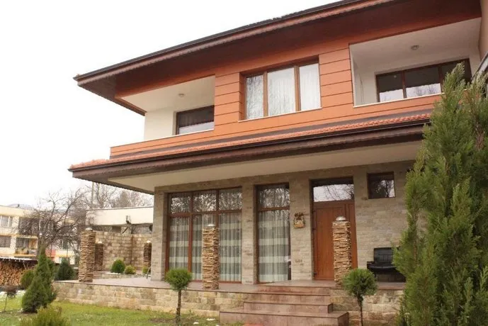 Club House Artemida - Image 1