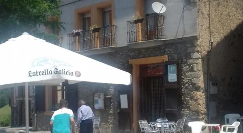 Hostal Can Serra - Image 1