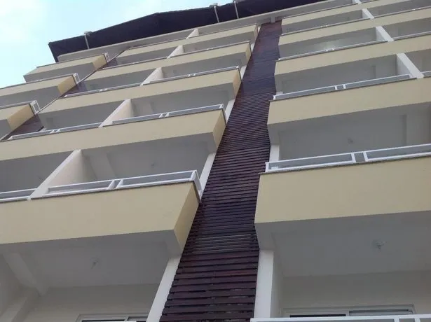 Hotel Eliana - Image 1