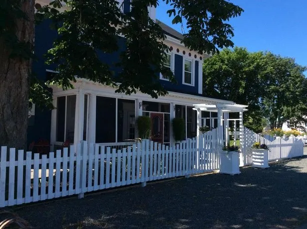 The Georgetown Inn - Image 1
