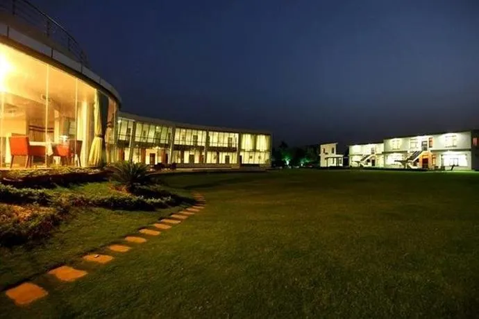 The Awesome Farmstays - Image 1