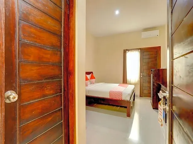 Pondok Putra Bersaudara By OYO Rooms - Image 1