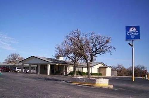 Americas Best Value Inn Cisco - Image 1
