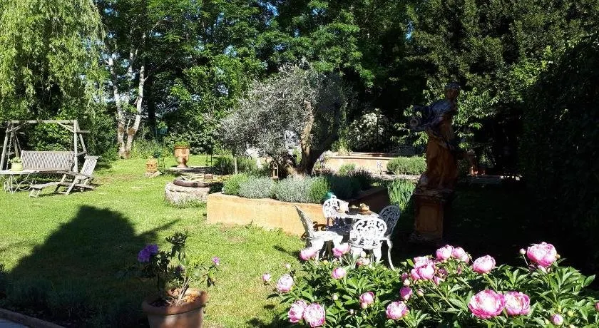 Les Oliviers - Image 1