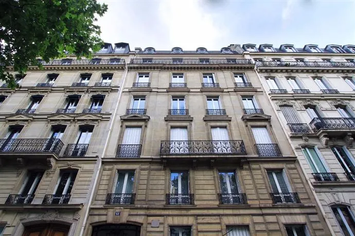 Furnished Suites Near Arc De Triomphe - Image 1
