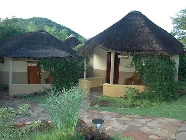 Kwena Chalets - Image 1