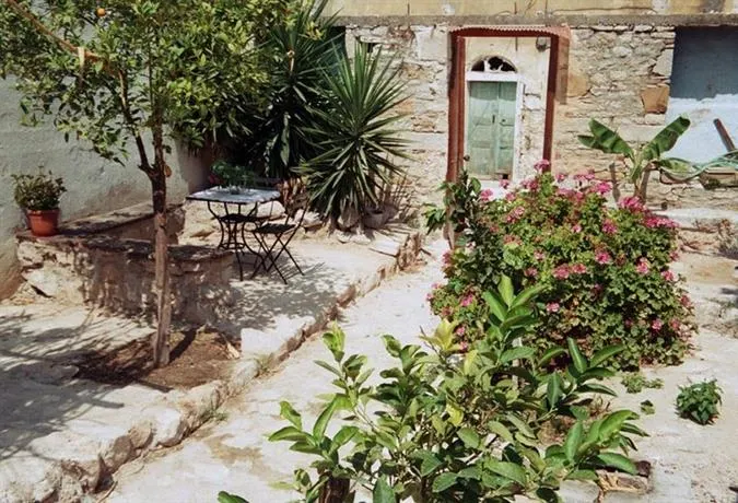 Villa Kalamoti - Image 1