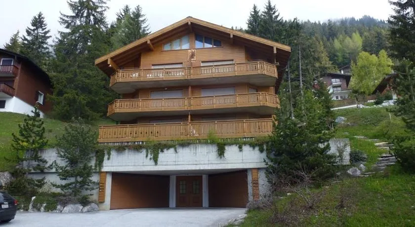 Apartment Grillon - Image 1