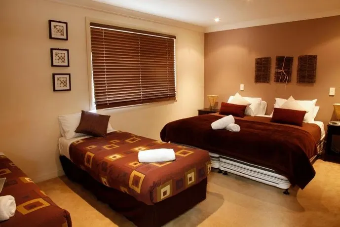 Chalet 19a - Image 1