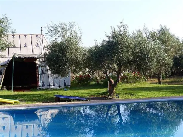 La Dolce Villa - Image 1