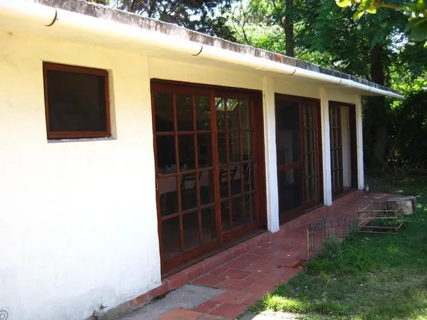 La Cabana Bed & Breakfast - Image 1