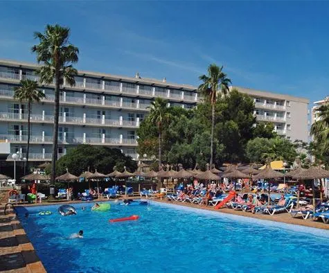 Sol Balmoral - Image 1