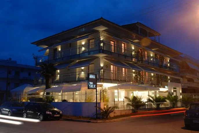 THE SILK Hotel - Image 1