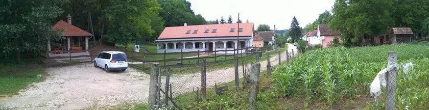 Pasztor Haza Vendeghaz - Image 1