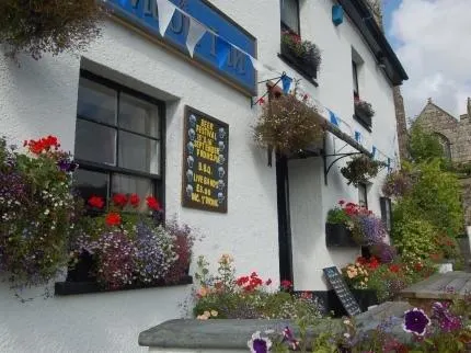 The London Inn - Image 1