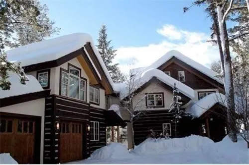 Cottagewood House - Image 1