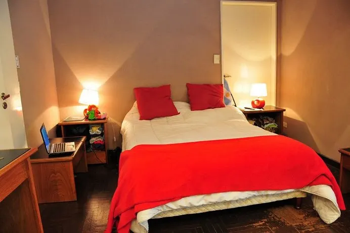 Pax Hostel - Image 1