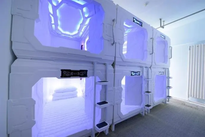1  CAPSULE HOSTEL - Image 1
