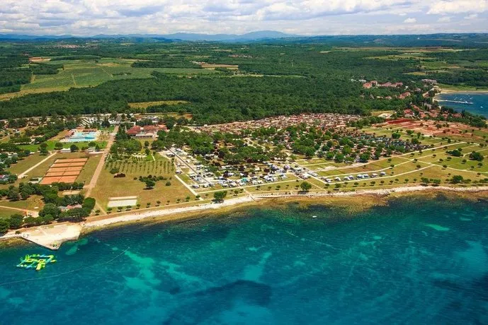Albatross Mobile Homes On Camping Park Umag - Image 1