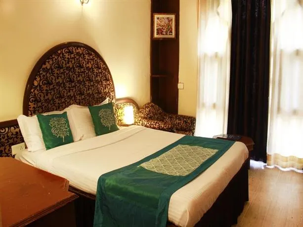 OYO Rooms Near Main Square McLeod Ganj - Image 1
