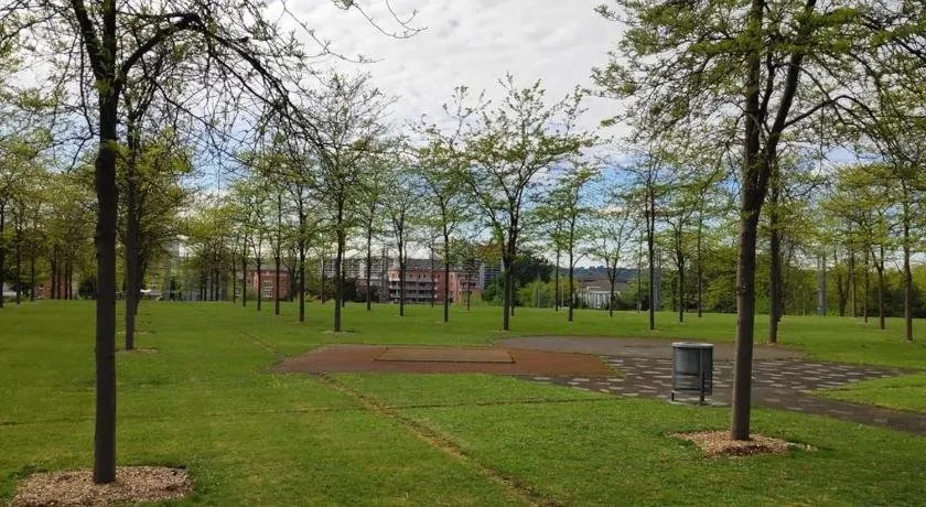 Grand Quevilly Centre Ville - Image 1