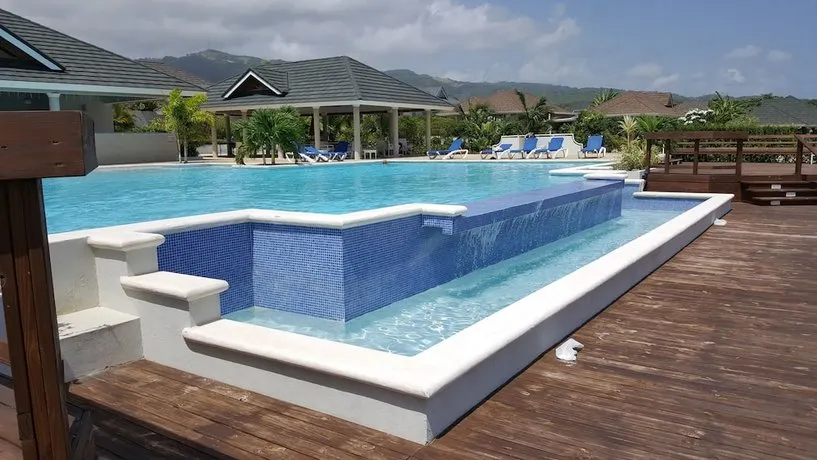Ocho Rios Villa at Coolshade IV By The Vacation Casa - Image 1