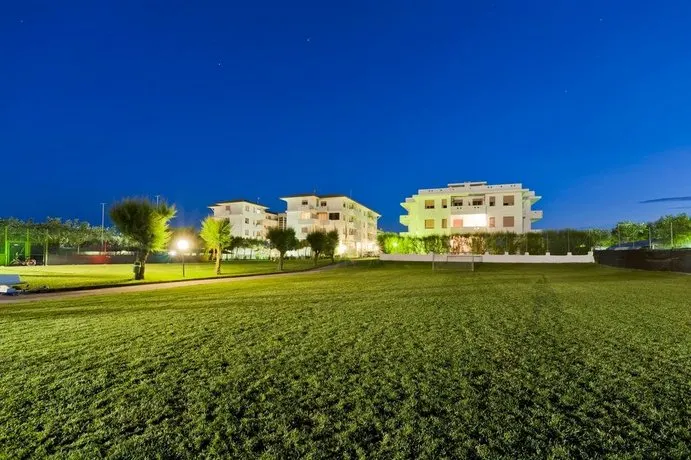 Residence Nova Marina - Image 1