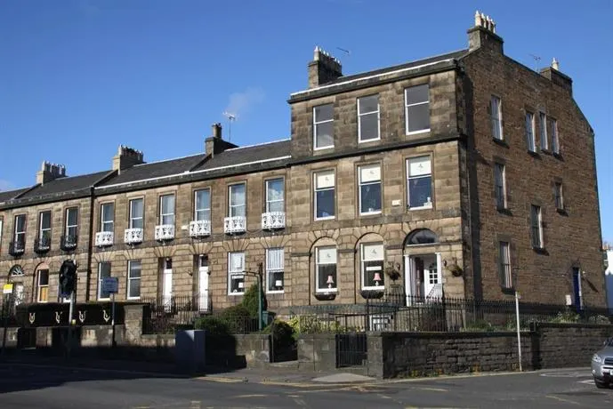 29 Guest House - Image 1