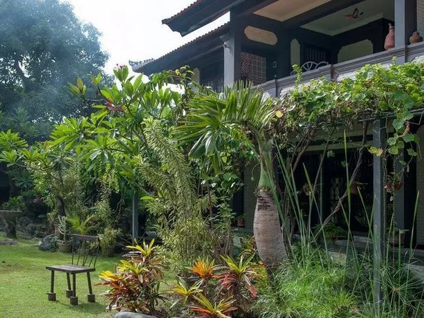 Kubu Kusambi - Image 1