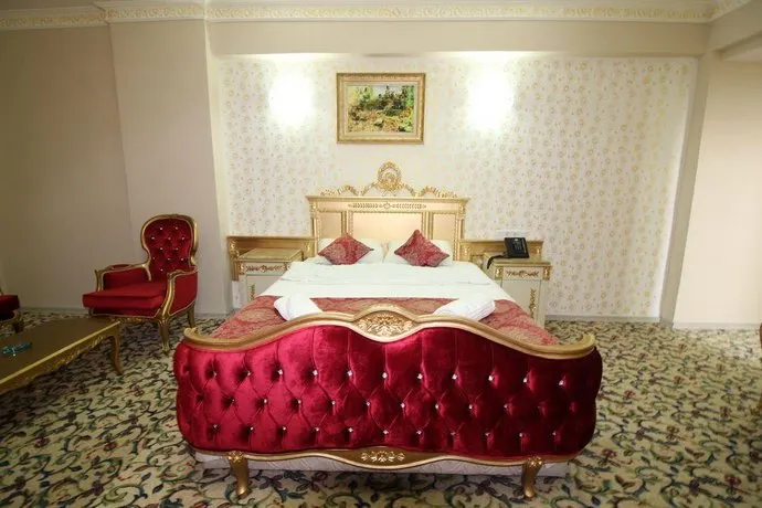 Grand Altundağ Hotel - Image 1