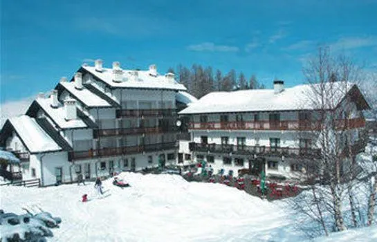 Hotel Plan Bois - Image 1