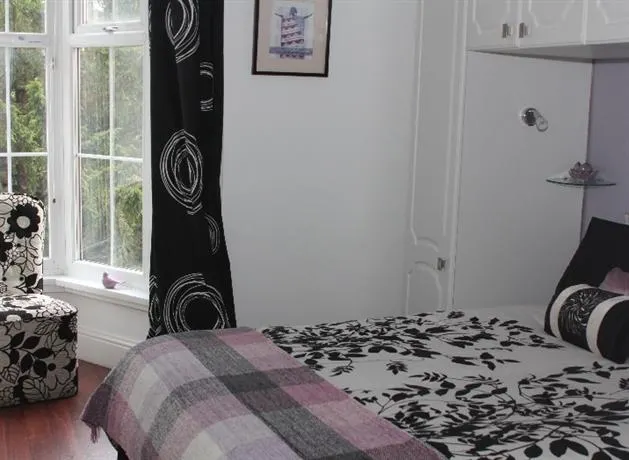 Clifton Serviced Apartments - Image 1
